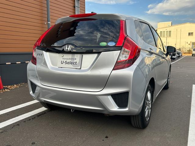 フィット １３Ｇ　ＥＴＣ　純正メモリーインターナビ　ワンセグ（4枚目）