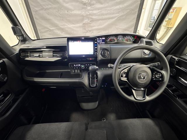 Ｎ－ＢＯＸカスタム Ｌ　両側電動スライドドア　ホンダセンシング　純正ドライブレコーダー　シートヒーター　ＥＴＣ　純正メモリーインターナビ　ＬＥＤヘットライト　ＬＥＤフォグランプ　純正アルミホイール　バックカメラ　４ＷＤ（8枚目）