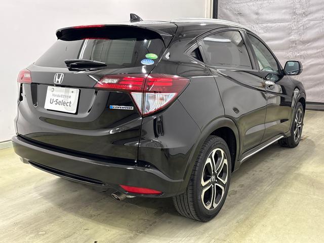 ヴェゼル ハイブリッドＺ・ホンダセンシング　ＥＴＣ　純正メモリーインターナビ　フルセグ　シートヒーター　クルーズコントロール　フロント純正ドライブレコーダー　純正アルミホイール　ＬＥＤヘットライト　ＬＥＤフォグランプ（5枚目）