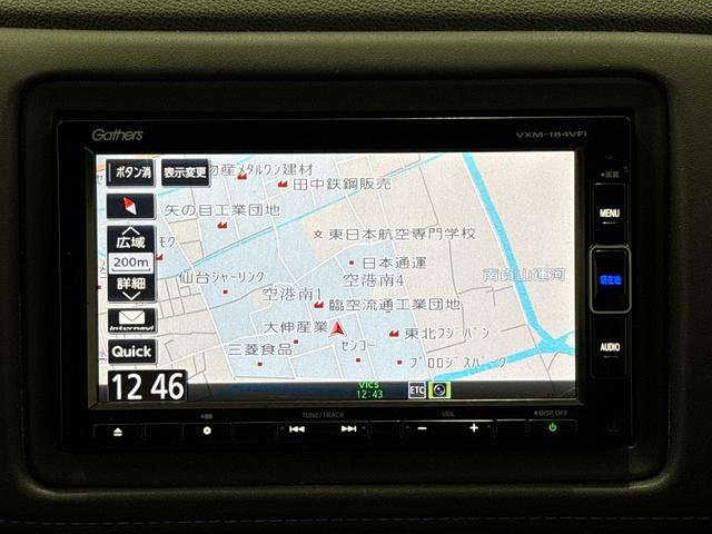 ヴェゼル ハイブリッドＺ・ホンダセンシング　ＥＴＣ　純正メモリーインターナビ　フルセグ　シートヒーター　クルーズコントロール　フロント純正ドライブレコーダー　純正アルミホイール　ＬＥＤヘットライト　ＬＥＤフォグランプ（9枚目）