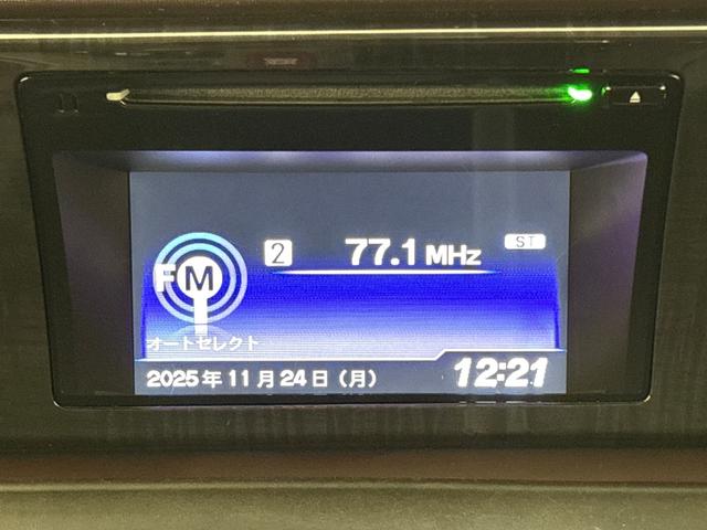 Ｎ－ＯＮＥ プレミアムツアラー・Ｌパッケージ　クルーズコントロール　バックカメラ　純正ディスプレイオーディオ　ターボ　２トーンカラー　純正アルミホイール　ＨＩＤヘットライト　フォグランプ（9枚目）