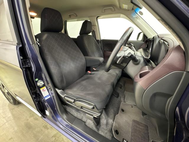 Ｎ－ＯＮＥ プレミアムツアラー・Ｌパッケージ　クルーズコントロール　バックカメラ　純正ディスプレイオーディオ　ターボ　２トーンカラー　純正アルミホイール　ＨＩＤヘットライト　フォグランプ（10枚目）