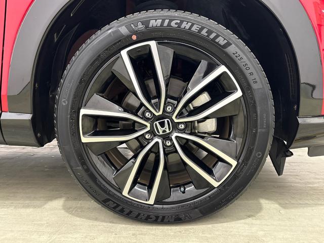 ヴェゼル ｅ：ＨＥＶＺ　純正メモリーインターナビ　フルセグ　シートヒーター　純正リモコンエンジンスターター　ハンドルヒーター　クルーズコントロール　パワーテールゲート　ドライブレコーダー　４ＷＤ　ＥＴＣ　ＬＥＤヘットライト（13枚目）