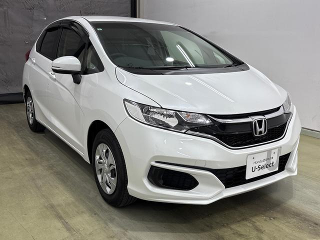 フィット １３Ｇ・Ｆ　ディスプレイオーディオ　バックカメラ　純正フロントドライブレコーダー　ＥＴＣ（2枚目）