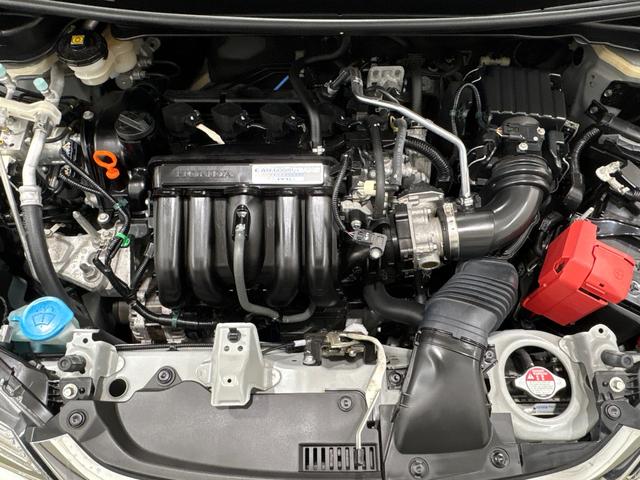 フィット １３Ｇ・Ｆ　ディスプレイオーディオ　バックカメラ　純正フロントドライブレコーダー　ＥＴＣ（7枚目）