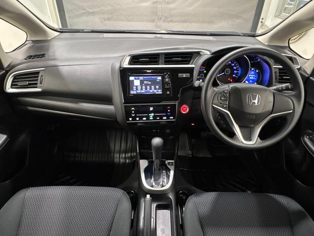 フィット １３Ｇ・Ｆ　ディスプレイオーディオ　バックカメラ　純正フロントドライブレコーダー　ＥＴＣ（8枚目）