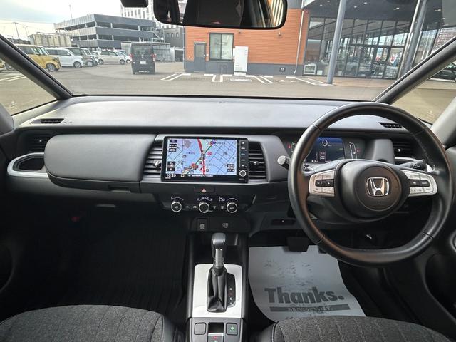 フィット e:HEVホーム 元社用車 ETC 純正メモリーインターナビ クルーズコントロール 純正フロントドライブレコーダー VSA(横滑り防止) LEDヘットライト バックカメラ ホンダコネクト対応(6枚目)