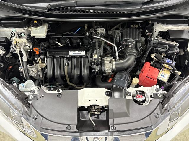 シャトル ハイブリッドX 純正メモリーインターナビ フルセグ クルーズコントロール ETC VSA(横滑り防止)LEDヘットライト(7枚目)