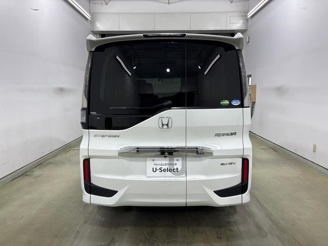ステップワゴンスパーダ ｅ：ＨＥＶスパーダＧ・ＥＸホンダセンシング　両側電動スライドドア　純正前後ドライブレコーダー　ＥＴＣ　純正前後ドライブレコーダー　フルセグ　シートヒーター　ＬＥＤヘットライト　ＬＥＤフォグライト　純正アルミホイール　わくわくゲート（4枚目）