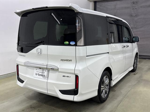 ステップワゴンスパーダ ｅ：ＨＥＶスパーダＧ・ＥＸホンダセンシング　両側電動スライドドア　純正前後ドライブレコーダー　ＥＴＣ　純正前後ドライブレコーダー　フルセグ　シートヒーター　ＬＥＤヘットライト　ＬＥＤフォグライト　純正アルミホイール　わくわくゲート（5枚目）