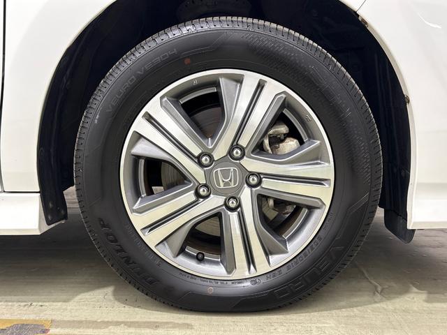 ステップワゴンスパーダ ｅ：ＨＥＶスパーダＧ・ＥＸホンダセンシング　両側電動スライドドア　純正前後ドライブレコーダー　ＥＴＣ　純正前後ドライブレコーダー　フルセグ　シートヒーター　ＬＥＤヘットライト　ＬＥＤフォグライト　純正アルミホイール　わくわくゲート（13枚目）