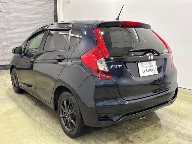 フィット １３Ｇ・Ｌホンダセンシング　純正メモリーインターナビ　フルセグ　純正前後ドライブレコーダー　ホンダセンシング　クルーズコントロール　ＬＥＤヘットライト　ＥＴＣ　純正アルミホイール（モデューロ）　フォグライト（6枚目）