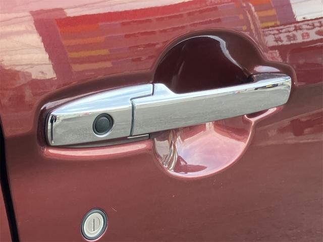 N-ONE プレミアム・Lパッケージ ETC バックカメラ オートライト HID スマートキー アイドリングストップ 電動格納ミラー ベンチシート CVT 盗難防止システム ABS ESC CD USB チップアップシート アルミホイール(29枚目)