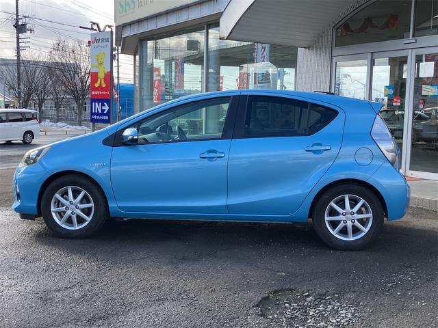 アクア Ｓ　ＥＴＣ　バックカメラ　ナビ　アルミホイール　オートライト　ヘッドライトウォッシャー　スマートキー　電動格納ミラー　シートヒーター　ＣＶＴ　衝突安全ボディ　記録簿　ＡＢＳ　ＥＳＣ　エアコン（17枚目）