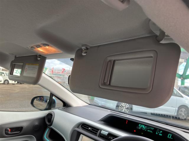 アクア Ｓ　ＥＴＣ　バックカメラ　ナビ　アルミホイール　オートライト　ヘッドライトウォッシャー　スマートキー　電動格納ミラー　シートヒーター　ＣＶＴ　衝突安全ボディ　記録簿　ＡＢＳ　ＥＳＣ　エアコン（42枚目）