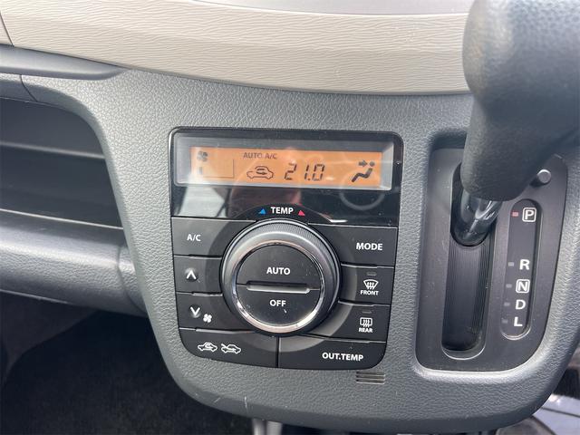 ワゴンＲ ＦＸ　キーレスエントリー　アイドリングストップ　電動格納ミラー　シートヒーター　ベンチシート　ＣＶＴ　盗難防止システム　ＡＢＳ　ＣＤ　ミュージックプレイヤー接続可　アルミホイール　衝突安全ボディ　エアコン（6枚目）