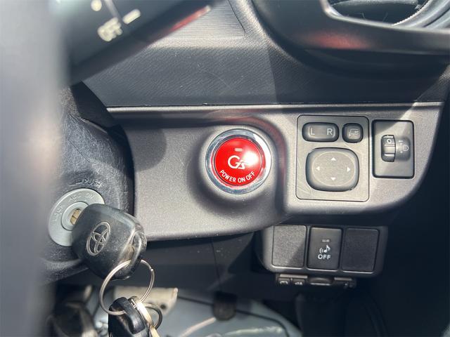 アクア Ｓ　ＥＴＣ　ナビ　ＴＶ　スマートキー　電動格納ミラー　ＣＶＴ　衝突安全ボディ　ＡＢＳ　ＥＳＣ　ＵＳＢ　ミュージックプレイヤー接続可　Ｂｌｕｅｔｏｏｔｈ　エアコン　パワーステアリング　パワーウィンドウ（40枚目）