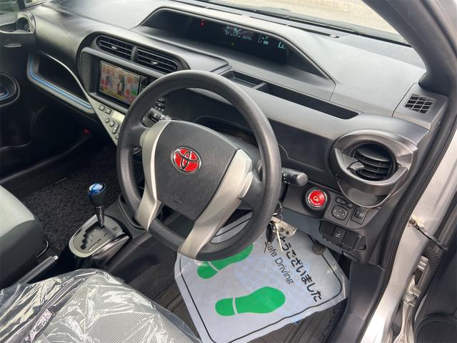 アクア Ｓ　ＥＴＣ　ナビ　ＴＶ　スマートキー　電動格納ミラー　ＣＶＴ　衝突安全ボディ　ＡＢＳ　ＥＳＣ　ＵＳＢ　ミュージックプレイヤー接続可　Ｂｌｕｅｔｏｏｔｈ　エアコン　パワーステアリング　パワーウィンドウ（45枚目）