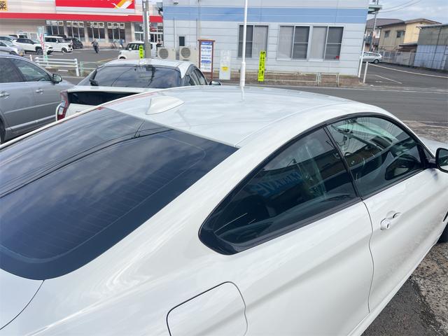 ４シリーズ ４２０ｉクーペ　Ｍスポーツ　スタイルエッジ　ドライブレコーダー　クリアランスソナー　レーンアシスト　オートクルーズコントロール　バックカメラ　ナビ　アルミホイール　ＨＩＤ　ＡＴ　スマートキー　アイドリングストップ　盗難防止システム　パワーシート（25枚目）