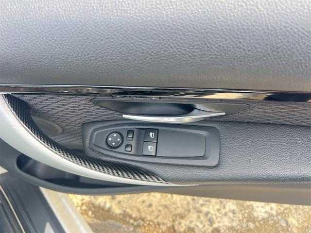 ４シリーズ ４２０ｉクーペ　Ｍスポーツ　スタイルエッジ　ドライブレコーダー　クリアランスソナー　レーンアシスト　オートクルーズコントロール　バックカメラ　ナビ　アルミホイール　ＨＩＤ　ＡＴ　スマートキー　アイドリングストップ　盗難防止システム　パワーシート（30枚目）