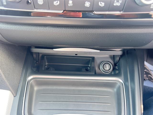 ４シリーズ ４２０ｉクーペ　Ｍスポーツ　スタイルエッジ　ドライブレコーダー　クリアランスソナー　レーンアシスト　オートクルーズコントロール　バックカメラ　ナビ　アルミホイール　ＨＩＤ　ＡＴ　スマートキー　アイドリングストップ　盗難防止システム　パワーシート（41枚目）