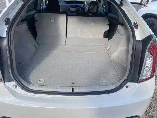 プリウス ETC バックカメラ Bluetooth ナビ TV ドライブレコーダー アルミホイール スマートキー 電動格納ミラー CVT CD USB エアコン パワーステアリング パワーウィンドウ(24枚目)