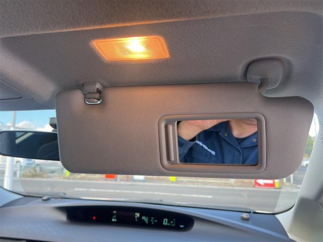 プリウス ETC バックカメラ Bluetooth ナビ TV ドライブレコーダー アルミホイール スマートキー 電動格納ミラー CVT CD USB エアコン パワーステアリング パワーウィンドウ(52枚目)