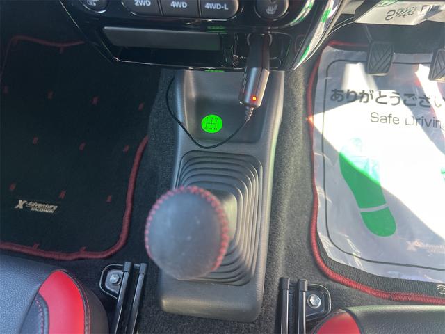 ジムニー クロスアドベンチャー　４ＷＤ　ＥＴＣ　キーレスエントリー　電動格納ミラー　シートヒーター　ＭＴ　ＡＢＳ　ＣＤ　アルミホイール　衝突安全ボディ　エアコン　パワーウィンドウ（4枚目）