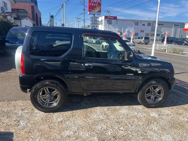 ジムニー クロスアドベンチャー　４ＷＤ　ＥＴＣ　キーレスエントリー　電動格納ミラー　シートヒーター　ＭＴ　ＡＢＳ　ＣＤ　アルミホイール　衝突安全ボディ　エアコン　パワーウィンドウ（14枚目）