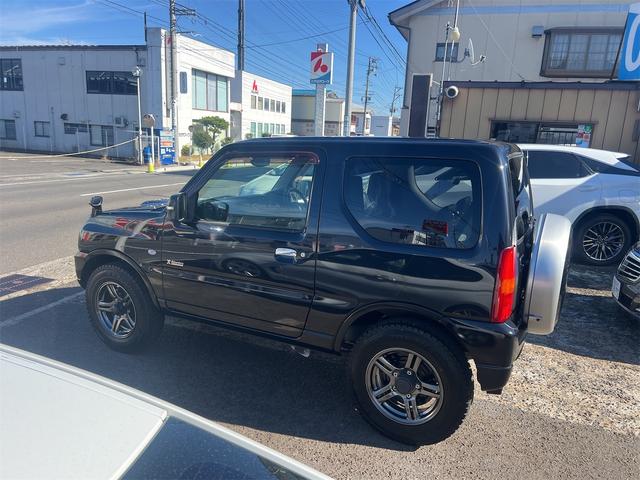 ジムニー クロスアドベンチャー　４ＷＤ　ＥＴＣ　キーレスエントリー　電動格納ミラー　シートヒーター　ＭＴ　ＡＢＳ　ＣＤ　アルミホイール　衝突安全ボディ　エアコン　パワーウィンドウ（15枚目）