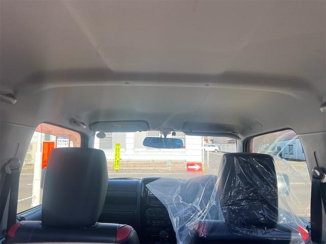 ジムニー クロスアドベンチャー　４ＷＤ　ＥＴＣ　キーレスエントリー　電動格納ミラー　シートヒーター　ＭＴ　ＡＢＳ　ＣＤ　アルミホイール　衝突安全ボディ　エアコン　パワーウィンドウ（21枚目）