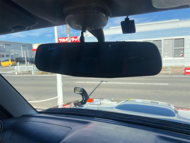 ジムニー クロスアドベンチャー　４ＷＤ　ＥＴＣ　キーレスエントリー　電動格納ミラー　シートヒーター　ＭＴ　ＡＢＳ　ＣＤ　アルミホイール　衝突安全ボディ　エアコン　パワーウィンドウ（30枚目）