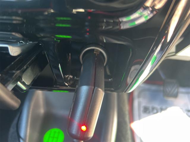 ジムニー クロスアドベンチャー　４ＷＤ　ＥＴＣ　キーレスエントリー　電動格納ミラー　シートヒーター　ＭＴ　ＡＢＳ　ＣＤ　アルミホイール　衝突安全ボディ　エアコン　パワーウィンドウ（42枚目）