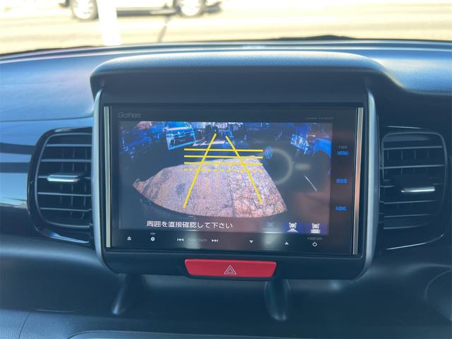 N-BOXカスタム G ターボSSパッケージ ETC バックカメラ 両側電動パワスラ Bluetooth ナビ DTV オートクルーズコントロール オートライト HID スマートキー 電格ミラー ベンチシート CVT 盗難防止システム ABS(5枚目)