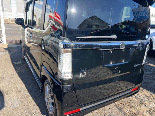 N-BOXカスタム G ターボSSパッケージ ETC バックカメラ 両側電動パワスラ Bluetooth ナビ DTV オートクルーズコントロール オートライト HID スマートキー 電格ミラー ベンチシート CVT 盗難防止システム ABS(26枚目)