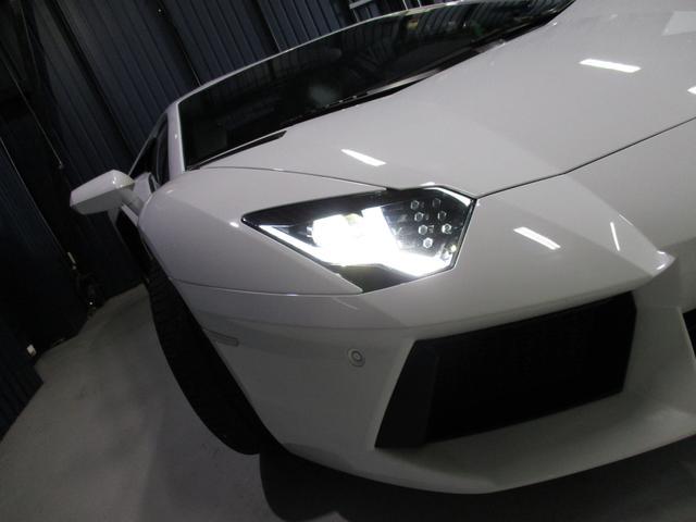 ＬＰ７００－４　ディーラー車　ガラスエンジンフード(8枚目)