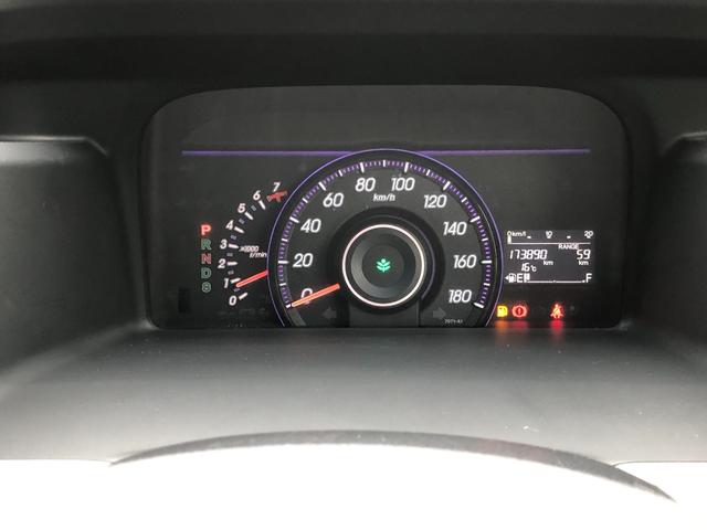 ステップワゴンスパーダ Ｚ　ＨＤＤナビエディション　４ＷＤ　ＥＴＣ　バックカメラ　ナビ　両側電動スライドドア　オートライト　ＨＩＤ　スマートキー　電動格納ミラー　ウォークスルー　ＡＴ　アルミホイール　ＵＳＢ　盗難防止システム　衝突安全ボディ　ＡＢＳ（38枚目）