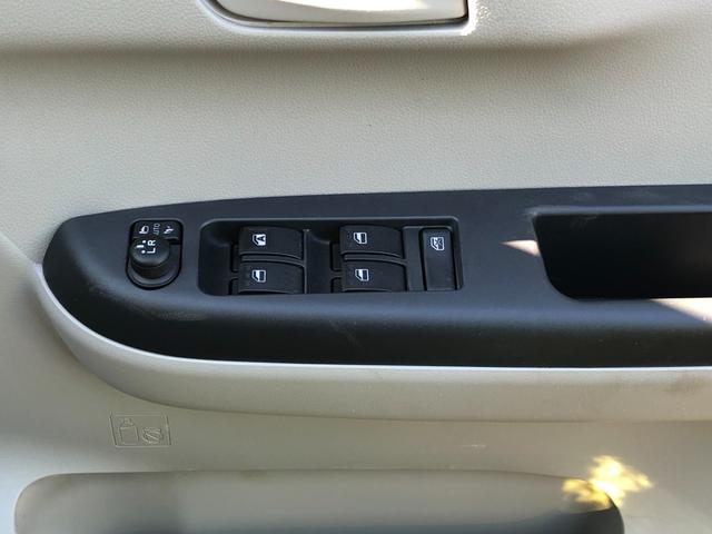 ブーン Ｘ　ＳＡＩＩＩ　クリアランスソナー　衝突被害軽減システム　オートマチックハイビーム　スマートキー　アイドリングストップ　電動格納ミラー　ＣＶＴ　盗難防止システム　衝突安全ボディ　ベンチシート　ＡＢＳ　ＥＳＣ　ＣＤ（9枚目）