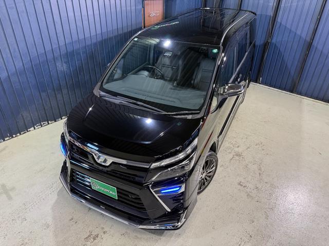 ヴォクシー ZS 煌II シグネチャーイルミ モデリスタエアロ 両側電動スライドドア ETC Bカメラ フルセグ クリアランスソナー オートクルーズコントロール レーンアシスト 衝突被害軽減システム オートマチックハイビーム(10枚目)