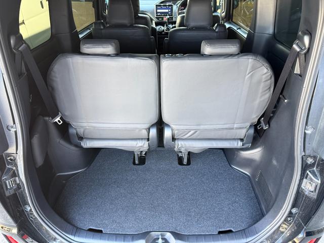 ヴォクシー ZS 煌II シグネチャーイルミ モデリスタエアロ 両側電動スライドドア ETC Bカメラ フルセグ クリアランスソナー オートクルーズコントロール レーンアシスト 衝突被害軽減システム オートマチックハイビーム(37枚目)