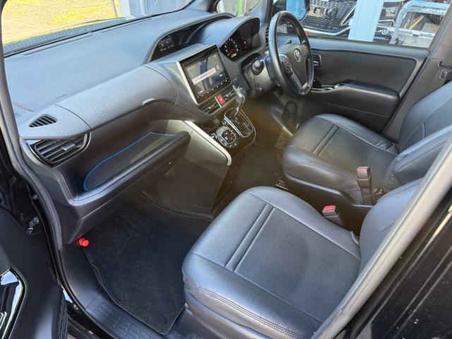 ヴォクシー ZS 煌II シグネチャーイルミ モデリスタエアロ 両側電動スライドドア ETC Bカメラ フルセグ クリアランスソナー オートクルーズコントロール レーンアシスト 衝突被害軽減システム オートマチックハイビーム(42枚目)