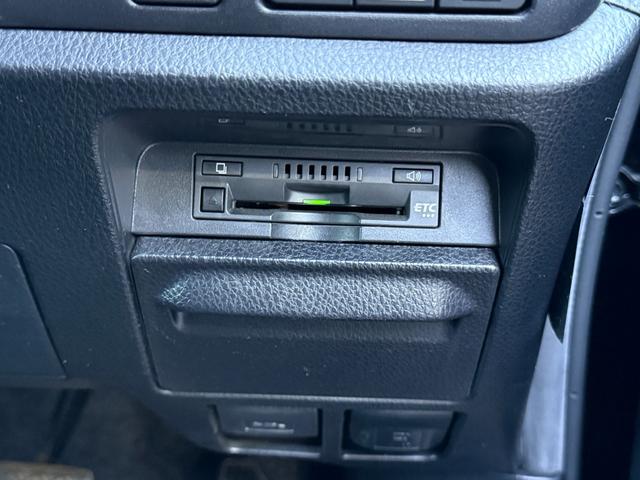 ヴォクシー ZS 煌II シグネチャーイルミ モデリスタエアロ 両側電動スライドドア ETC Bカメラ フルセグ クリアランスソナー オートクルーズコントロール レーンアシスト 衝突被害軽減システム オートマチックハイビーム(50枚目)