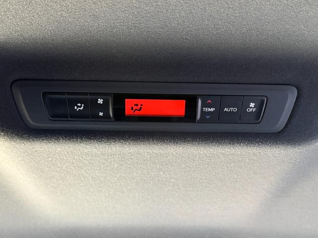 ヴォクシー ZS 煌II シグネチャーイルミ モデリスタエアロ 両側電動スライドドア ETC Bカメラ フルセグ クリアランスソナー オートクルーズコントロール レーンアシスト 衝突被害軽減システム オートマチックハイビーム(56枚目)