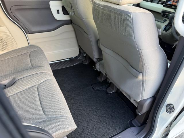 Ｎ－ＢＯＸ Ｇ・Ｌホンダセンシング　４ＷＤ　ＥＴＣ　バックカメラ　両側電動スライドドア　ナビ　ＴＶ　クリアランスソナー　オートクルーズコントロール　レーンアシスト　衝突被害軽減システム　オートライト　ＬＥＤヘッドランプ　スマートキー（29枚目）