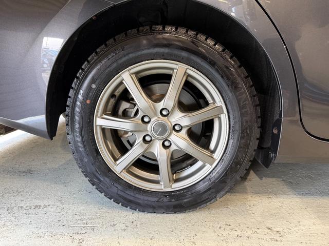 プリウスアルファ Ｇ　ＬＥＤヘッドランプ　８インチナビ　フルセグＴＶ　Ｂｌｕｅｔｏｏｔｈ　ビルトインＥＴＣ　バックカメラ　オートクルーズコントロール　オートライト　ヘッドライトウォッシャー　スマートキー　電動格納ミラー（25枚目）