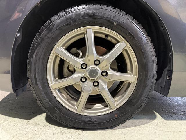 プリウスアルファ Ｇ　ＬＥＤヘッドランプ　８インチナビ　フルセグＴＶ　Ｂｌｕｅｔｏｏｔｈ　ビルトインＥＴＣ　バックカメラ　オートクルーズコントロール　オートライト　ヘッドライトウォッシャー　スマートキー　電動格納ミラー（26枚目）