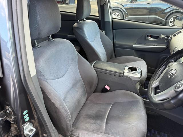 プリウスアルファ Ｇ　ＬＥＤヘッドランプ　８インチナビ　フルセグＴＶ　Ｂｌｕｅｔｏｏｔｈ　ビルトインＥＴＣ　バックカメラ　オートクルーズコントロール　オートライト　ヘッドライトウォッシャー　スマートキー　電動格納ミラー（30枚目）