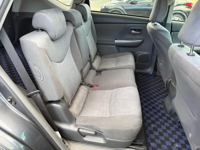 プリウスアルファ Ｇ　ＬＥＤヘッドランプ　８インチナビ　フルセグＴＶ　Ｂｌｕｅｔｏｏｔｈ　ビルトインＥＴＣ　バックカメラ　オートクルーズコントロール　オートライト　ヘッドライトウォッシャー　スマートキー　電動格納ミラー（31枚目）