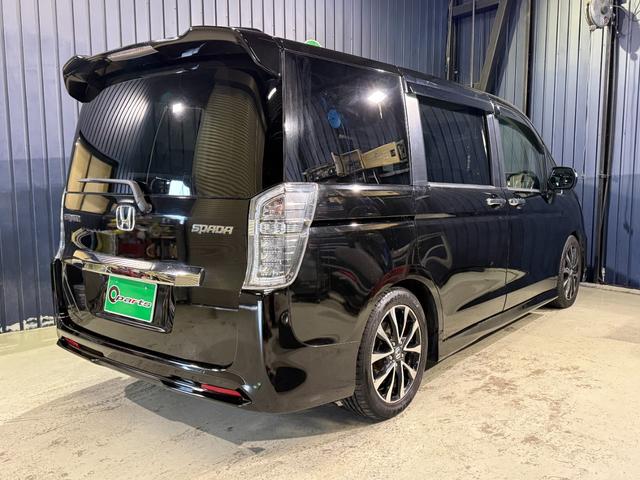 ステップワゴンスパーダ Z クールスピリット 両側電動スライドドア 9インチナビ フルセグTV Bluetooth バックカメラ フリップダウン ETC オートクルーズコントロール HID スマートキー アイドリングストップ 電動格納ミラー(14枚目)