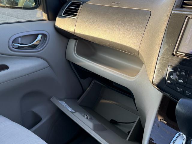 セレナ 20G S-ハイブリッド 両側パワースライドドア ストラーダナビ バックカメラ TV アルパインフリップダウンモニター オートクルーズコントロール オートライト アイドリングストップ 電動格納ミラー CVT ETC(46枚目)